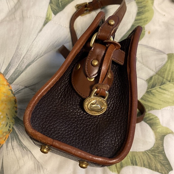 Vintage Dooney & Bourke All Weather Leather B211 Zip Top Shoulder Bag - Picture 6 of 14